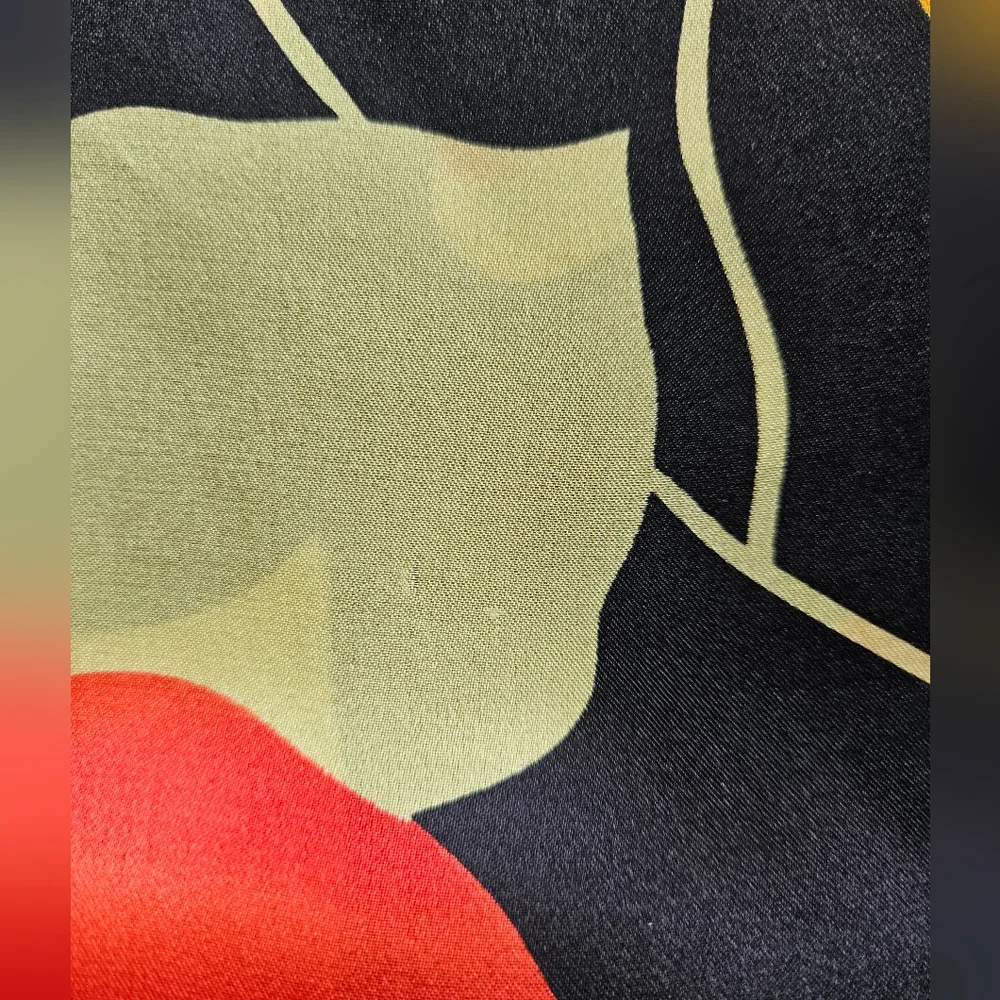 Tropical Floral Pattern Silk Oblong Scarf | SZ 70''